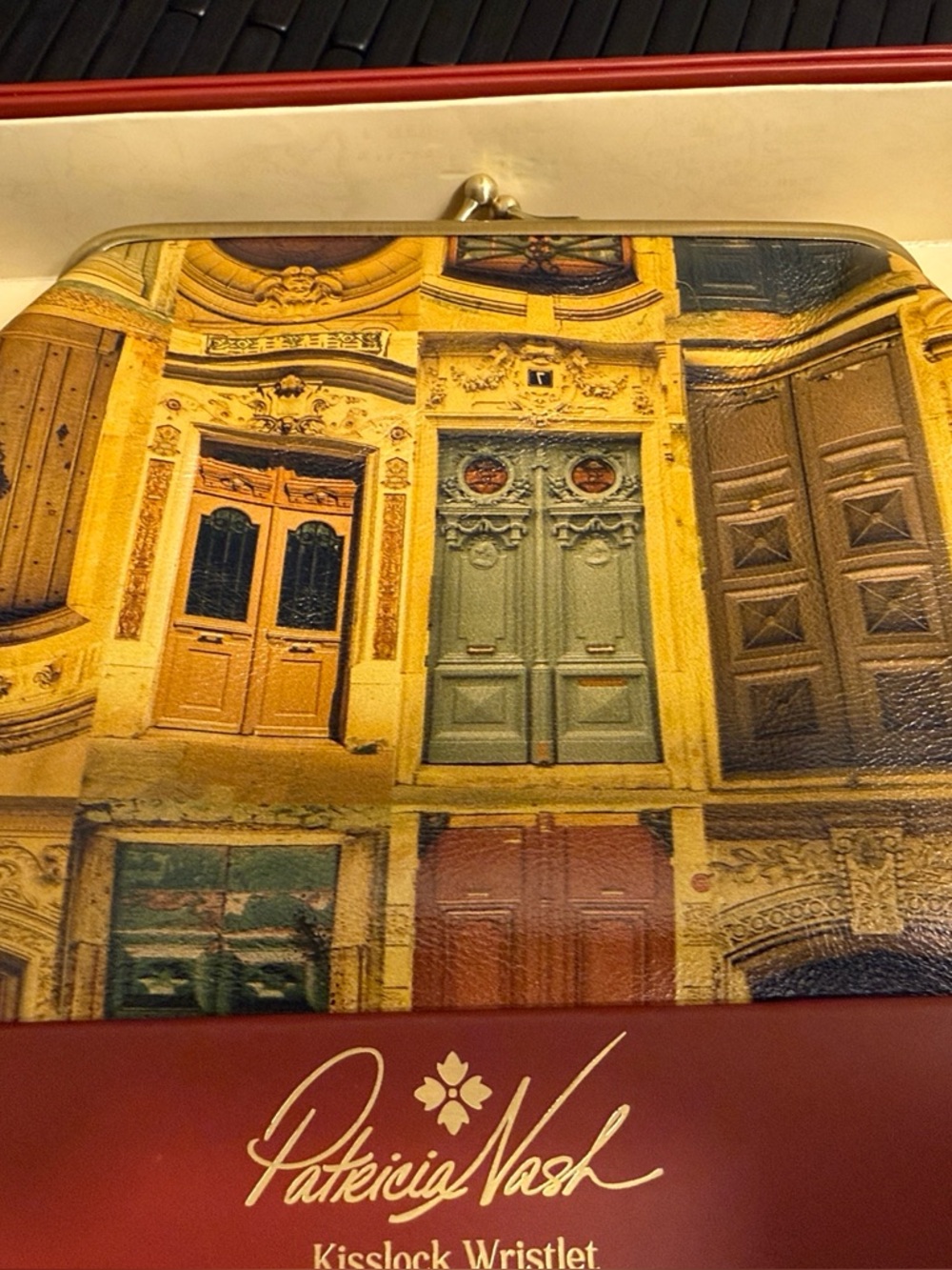 Patricia Nash “Savena” framed wristlet “Doorways to Italy”, NWT-Gift boxed